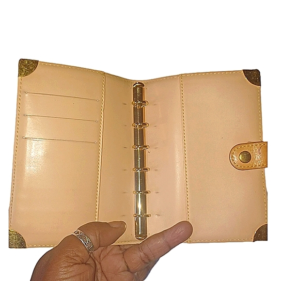 LOUIS VUITTON X MURAKAMI AUTHENTIC LEATHER AGENDA *RARE* EXCELLENT USED CONDITIO - Picture 10 of 16